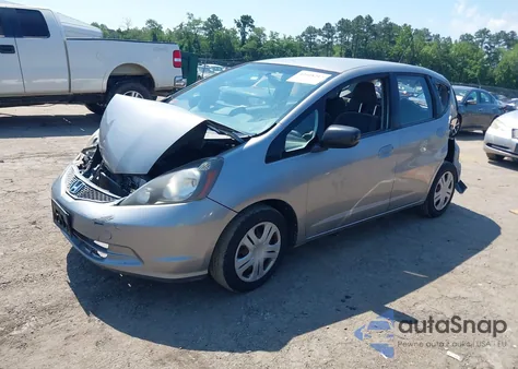 2010 Honda Fit z USA, uszkodzony, nr VIN JHMGE8H2XAS004985